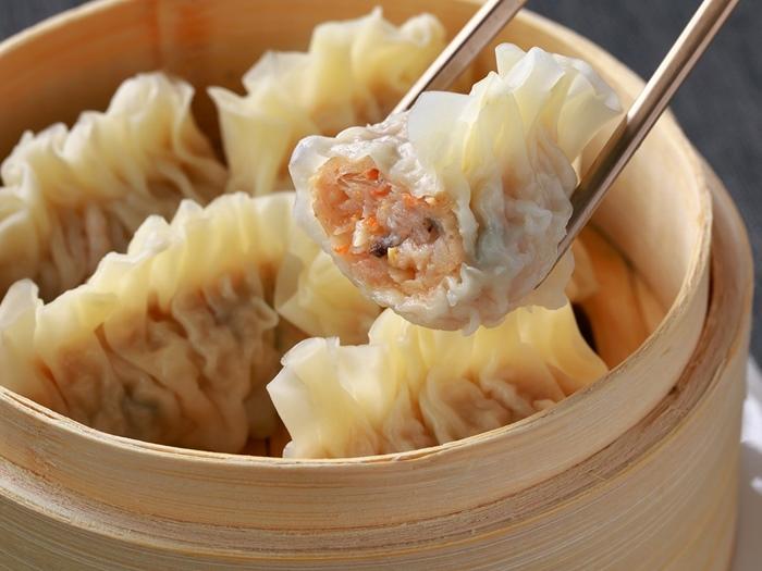 横浜中華街 お取り寄せ【大珍楼】点心9種(エビの蒸し餃子・豚肉焼売・ワンタン・水餃子・蟹卵のせ焼売・ニラの蒸し餃子・フカヒレ蒸し餃子・小籠包 ...